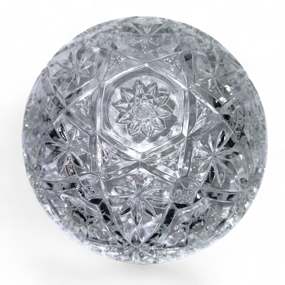 Vintage Anchor Hocking Clear Glass Bowl – Starburst & Daisy Pattern – 10.5” Wide - Picture 8 of 8